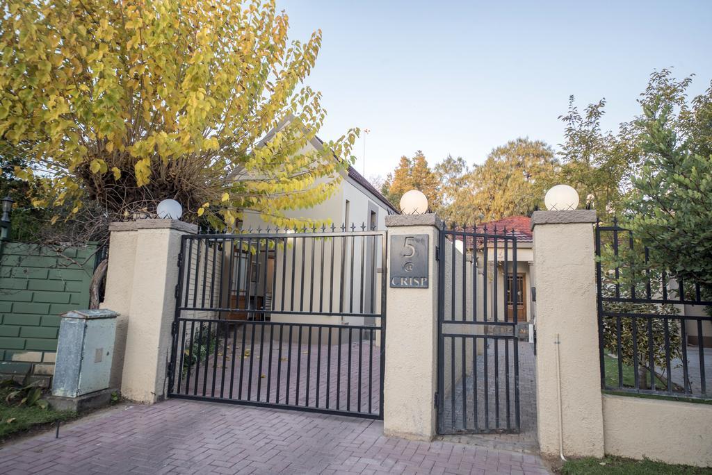 Crisp Guest Rooms Bloemfontein Exterior photo